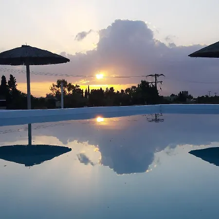 Nautilus Suites *