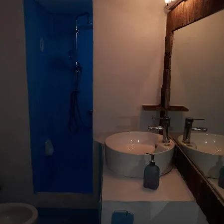 Ξενοδοχείο με διαμερίσματα Nautilus Suites *