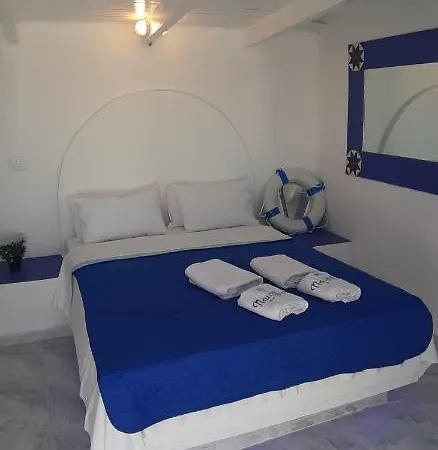 Ξενοδοχείο με διαμερίσματα Nautilus Suites